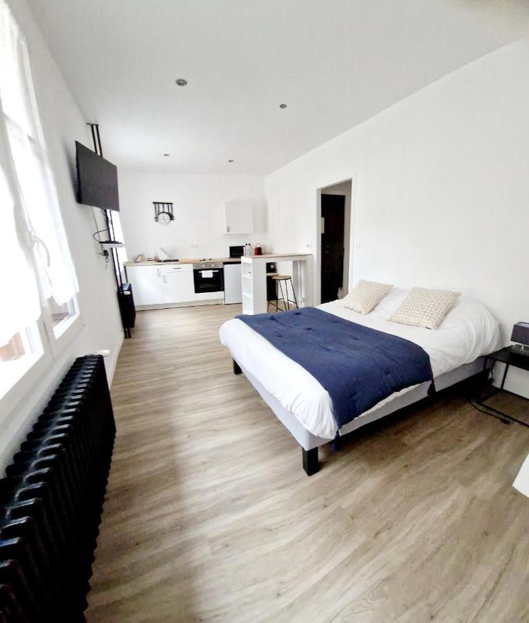 Studio Mejane I Apartman Espalion Kültér fotó