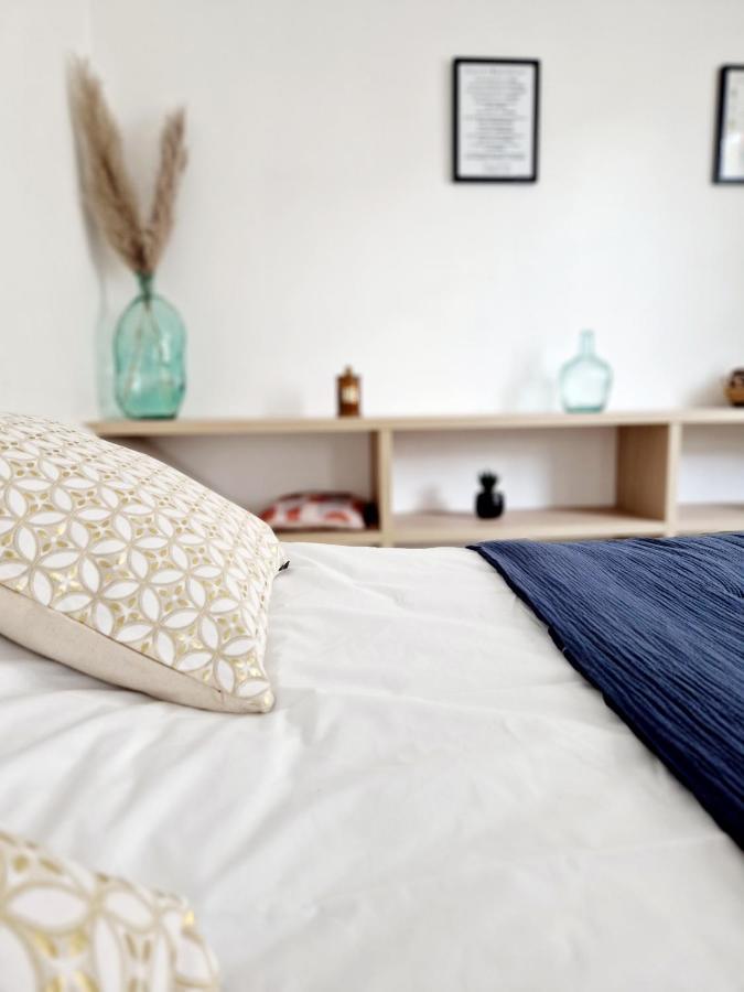 Studio Mejane I Apartman Espalion Kültér fotó