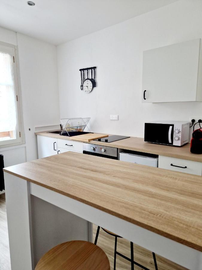 Studio Mejane I Apartman Espalion Kültér fotó
